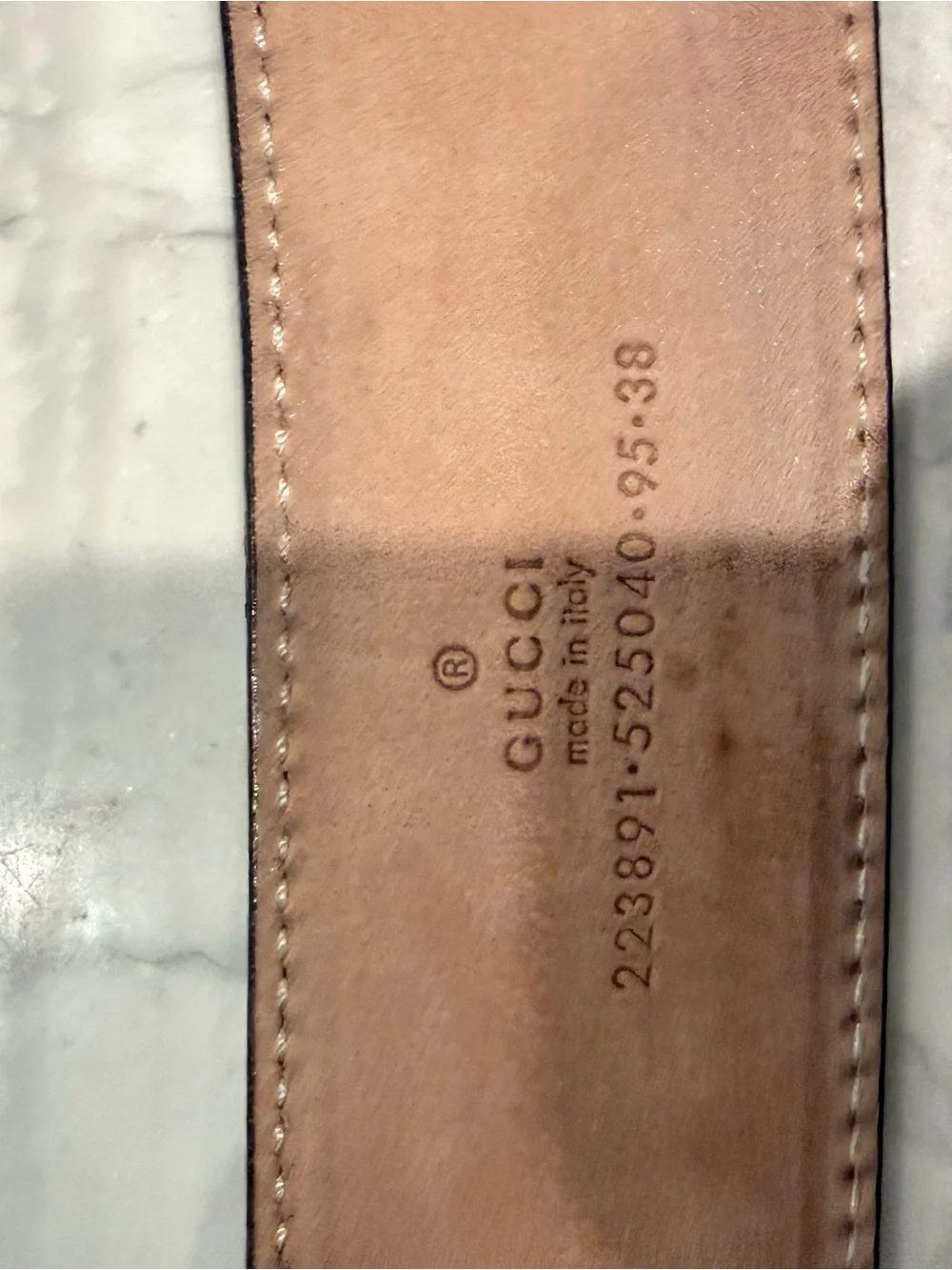 Gucci Black patent Leather Men's Belt with Interlocking G-Style Buckle